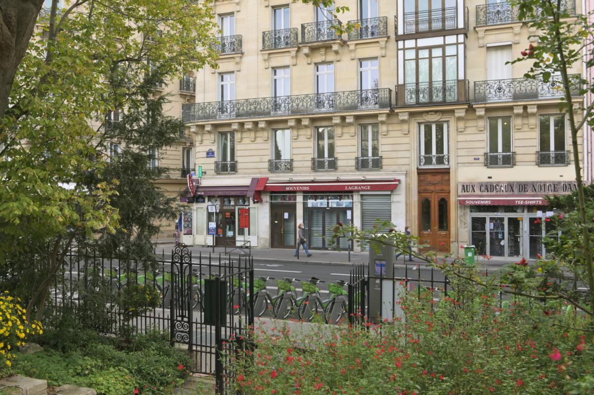 A LOUER 6P  108m² PARIS Vème 6 PIECES