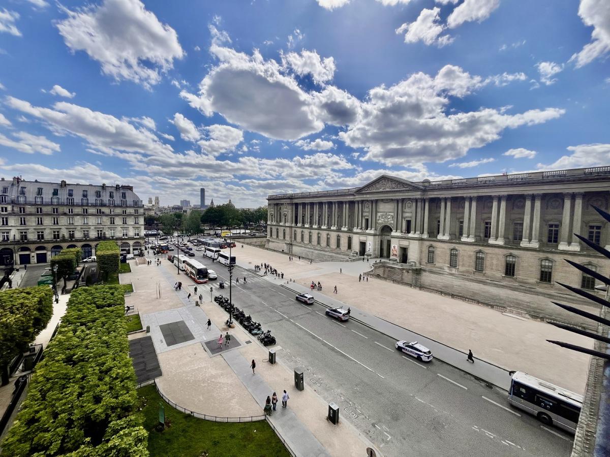 Paris 1er Face Louvre Rivoli Beau 3 Pièces 111,33m²