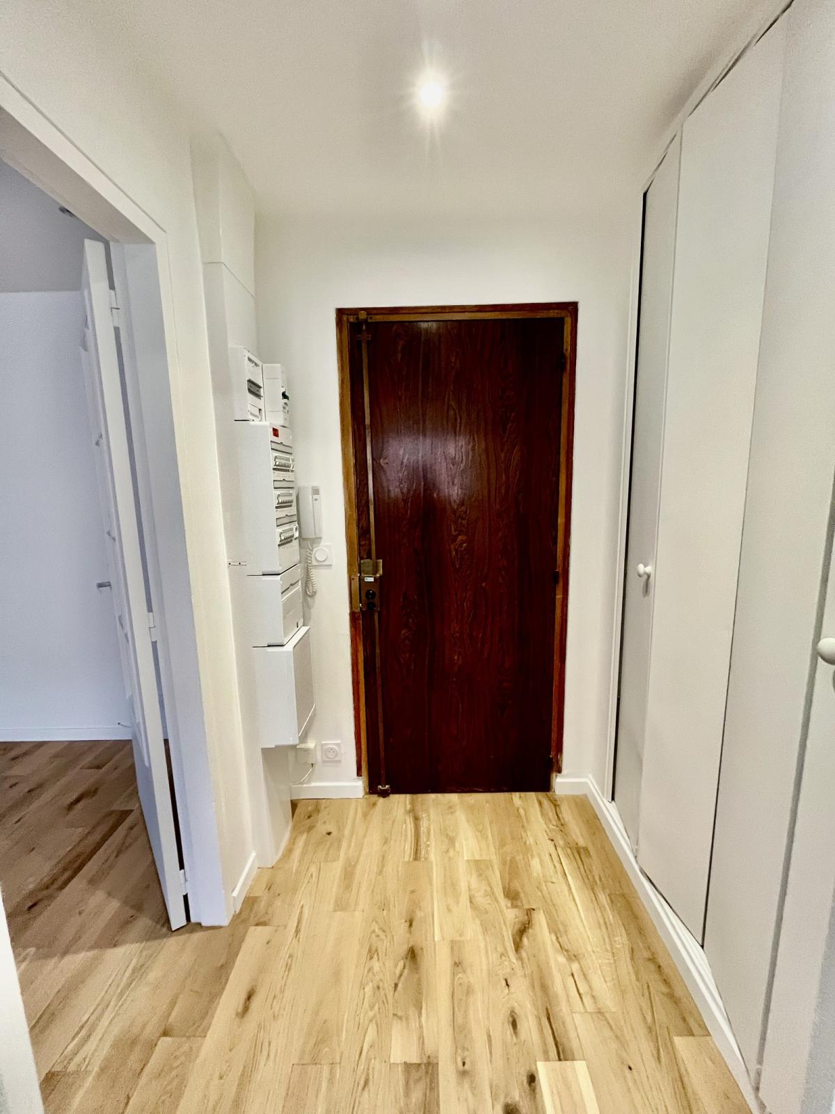 A LOUER 2 Pièces 47.16m² avec BALCON CAVE ET PARKING