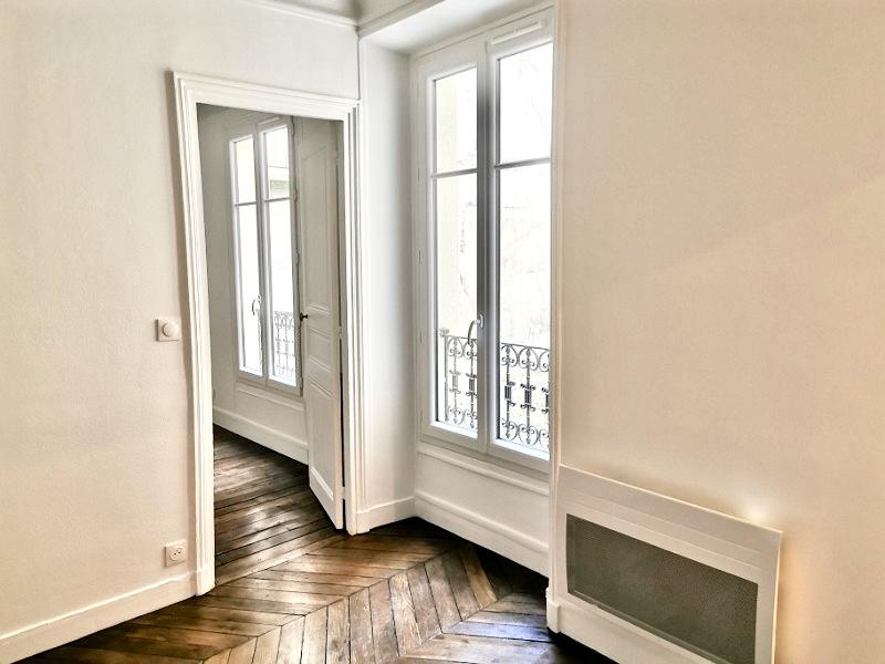 Paris XVIIIème, Abbesses, 2 Pièces 